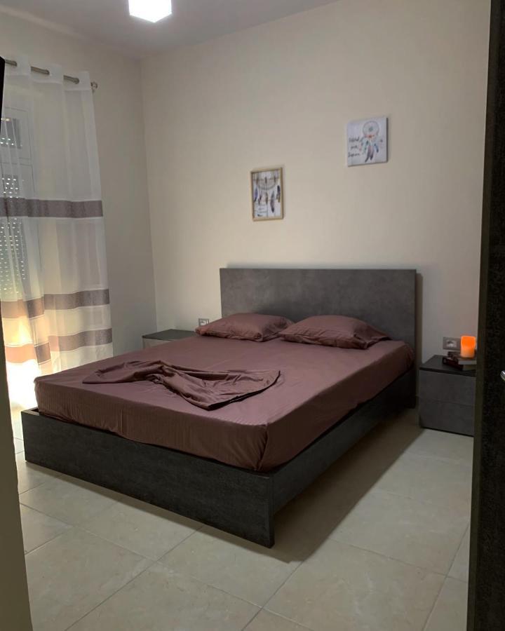 Jessica'S Apartment Tirana Bagian luar foto